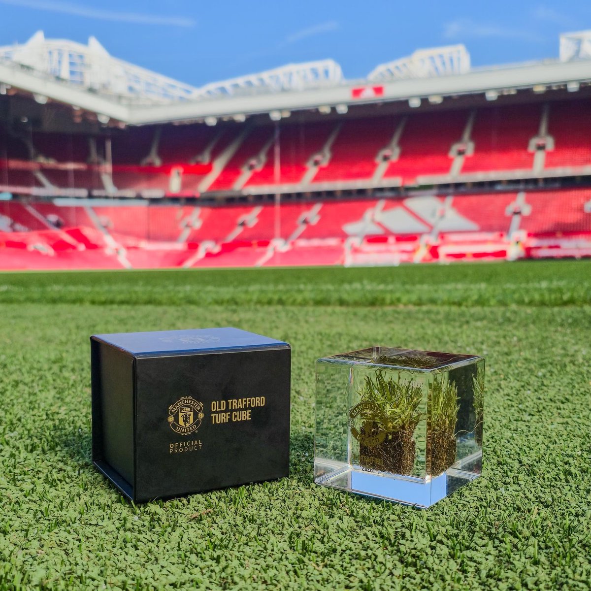 La venta de césped de Old Trafford: una estrategia financiera en tiempos difíciles